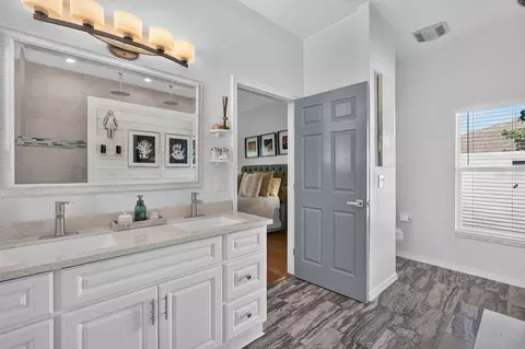 Bath - 70 Pickering Dr, Palm Coast, FL 32164 photo 4 of 5