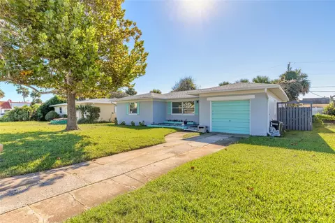 Exterior - 192 Valencia Dr, Ormond Beach, FL 32176 photo 2 of 7