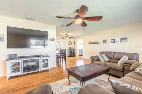 Living - 192 Valencia Dr, Ormond Beach, FL 32176 photo 4 of 4