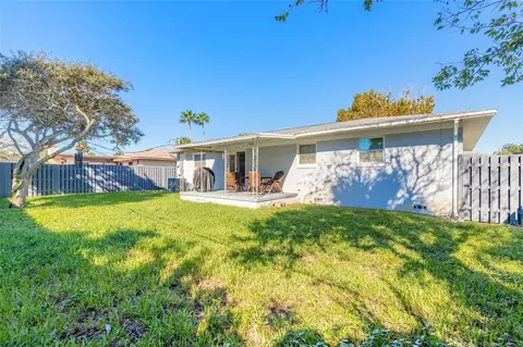Exterior - 192 Valencia Dr, Ormond Beach, FL 32176 photo 5 of 7