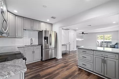 Kitchen - 231 N Ridgewood Ave, Ormond Beach, FL 32174 photo 4 of 5