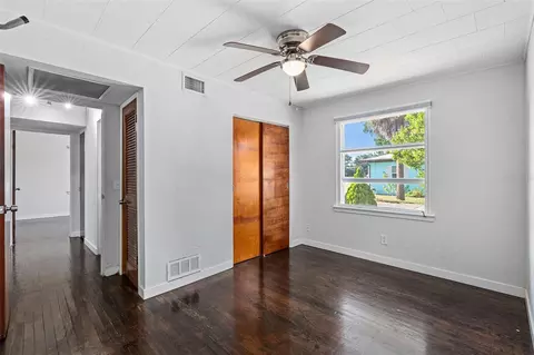 Bedroom - 231 N Ridgewood Ave, Ormond Beach, FL 32174 photo 4 of 5