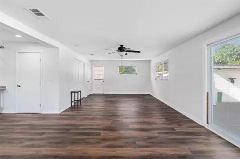 Living - 231 N Ridgewood Ave, Ormond Beach, FL 32174 photo 8 of 10