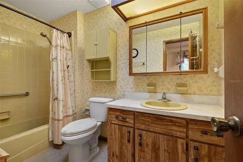 Bath - 75 Timberlake Ln, Ormond Beach, FL 32174 photo 1 of 3