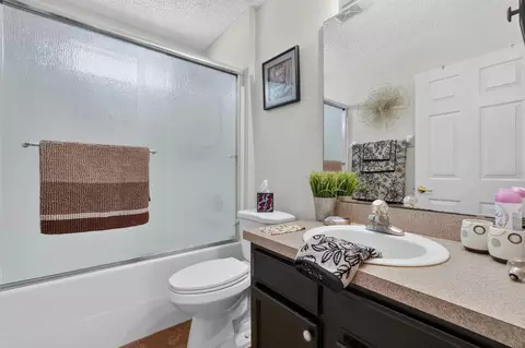 Bath - 717 Mackenzie Cir, Saint Augustine, FL 32092 photo 3 of 3