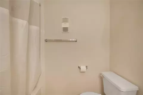 Bath - 48 Navarra Ct #48, Saint Augustine, FL 32086 photo 4 of 4