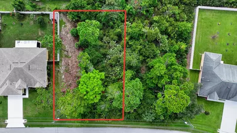 78 Fellowship Dr, Palm Coast, FL 32137