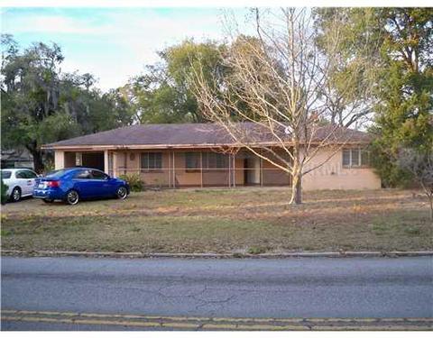 201 E Lakeview Ave, Eustis, FL 32726 photo 1