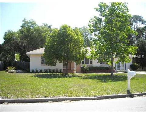 515 N Center St, Eustis, FL 32726 photo 1
