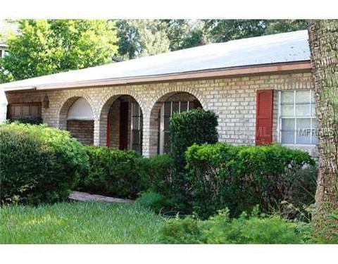 1203 E Crooked Lake Dr, Eustis, FL 32726 photo 1