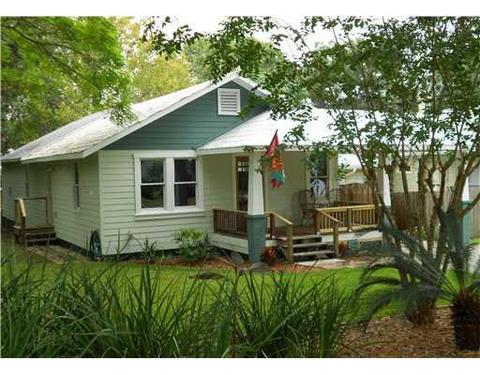 416 E 9th Ave, Mount Dora, FL 32757 photo 1