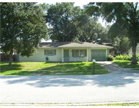 2734 E Dellwood Dr, Eustis, FL 32726 photo 1