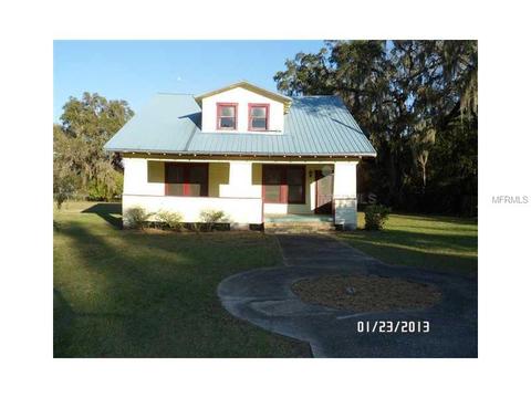 263 NE 2nd St, Webster, FL 33597 photo 1