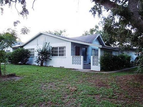 1204 S Dewey St, Eustis, FL 32726 photo 1