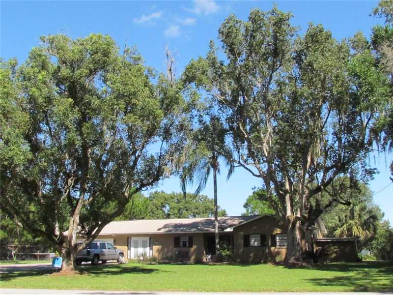 21923 Lake Seneca Rd, Eustis, FL 32736 photo 1