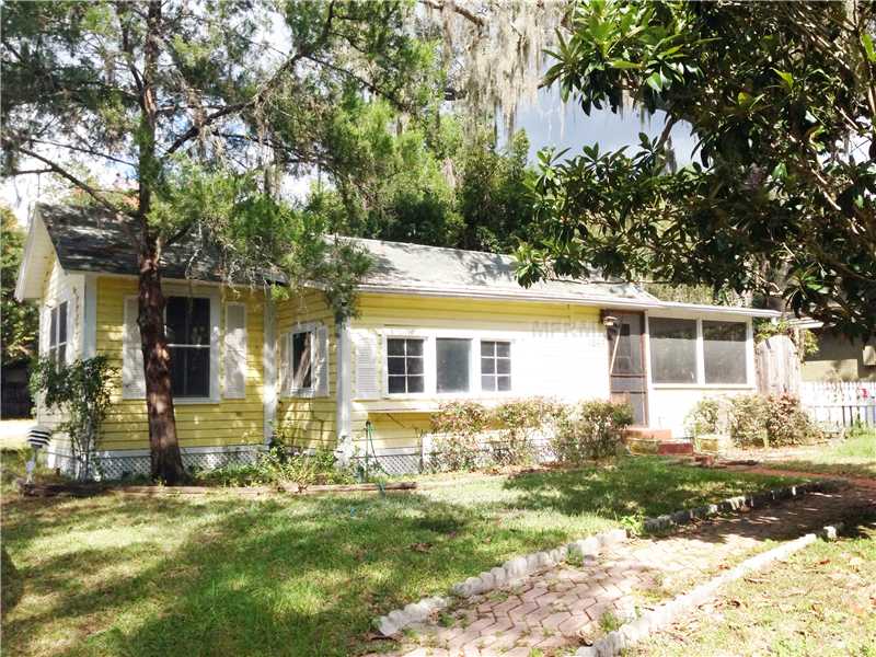 1263 E 8th Ave, Mount Dora, FL 32757 photo 1