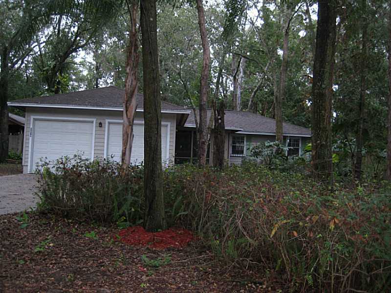 2879 Alameda Del Norte, Eustis, FL 32726 photo 1