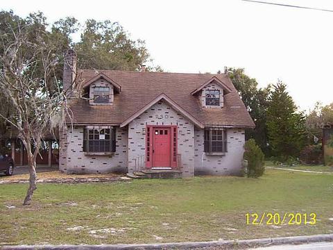 230 E Floral Ave, Eustis, FL 32726 photo 1