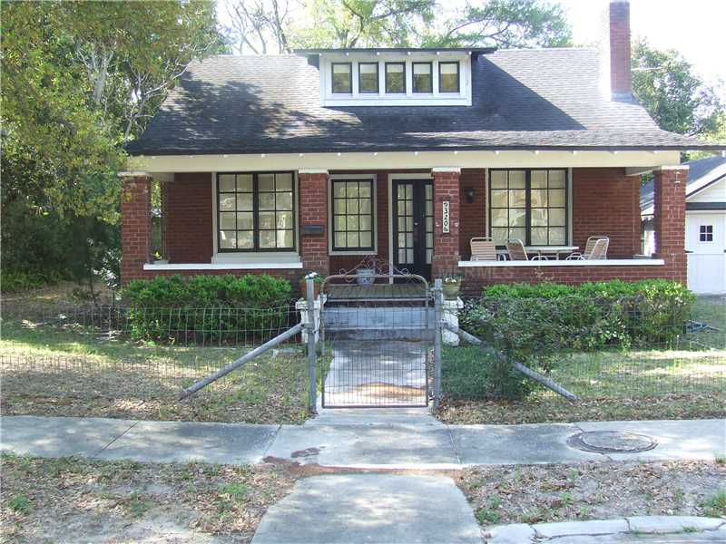320 E 9th Ave, Mount Dora, FL 32757 photo 1