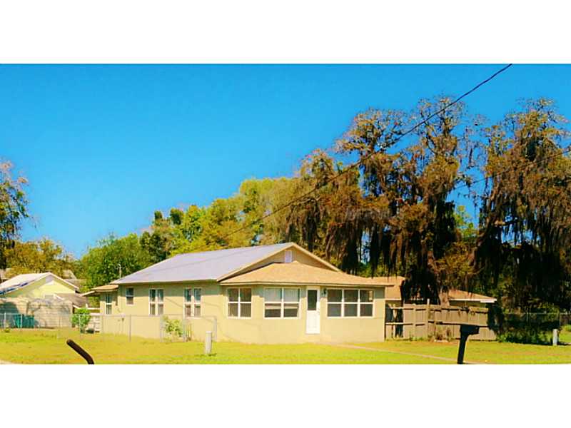 944 Morin St, Eustis, FL 32726 photo 1