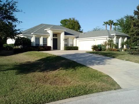 3535 Hunters Trail Cir, Eustis, FL 32726 photo 1