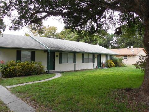 5576 Huron St, Mount Dora, FL 32757 photo 1