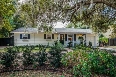 1220 E 3rd Ave, Mount Dora, FL 32757 photo 1