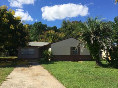 1250 Ryan St, Clermont, FL 34711 photo 1