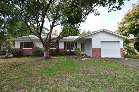 665 Vincent Dr, Mount Dora, FL 32757 photo 1