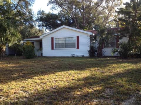 1528 Normandy Dr, Mount Dora, FL 32757 photo 1
