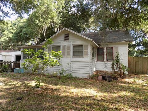 1338 E 2nd Ave, Mount Dora, FL 32757 photo 1