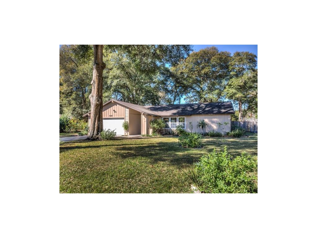 1889 Cherry Ln, Mount Dora, FL 32757 photo 1