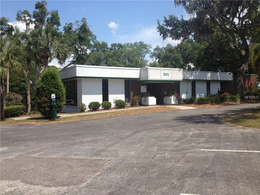 901 N Grove St, Eustis, FL 32726 photo 1