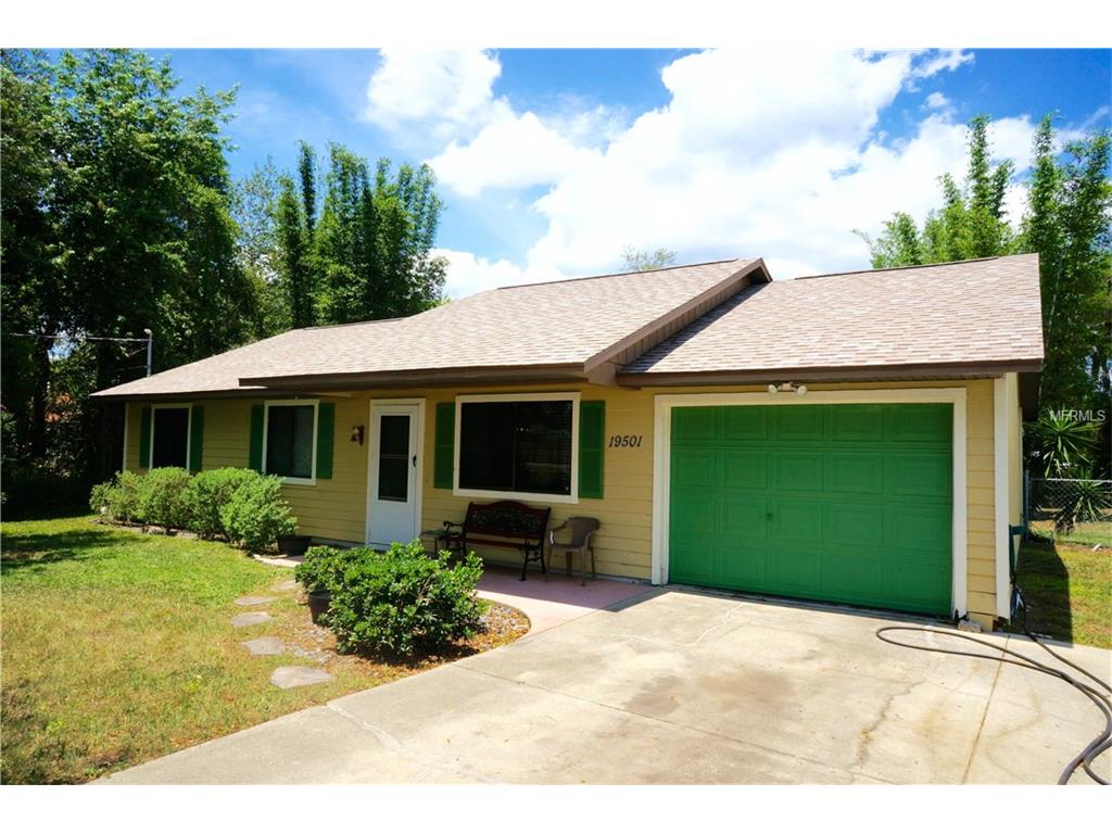 19501 E 5th St, Umatilla, FL 32784 photo 1