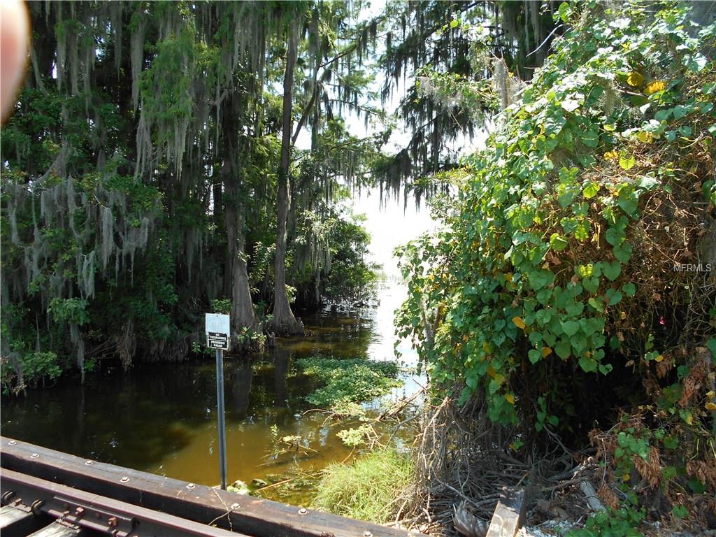 1101 Northshore Dr, Eustis, FL 32726 photo 1