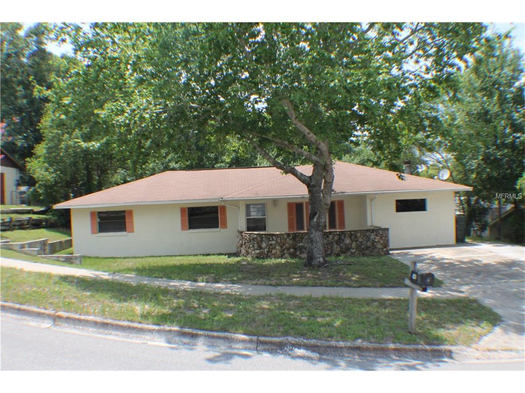 240 Hillside Dr, Clermont, FL 34711 photo 1