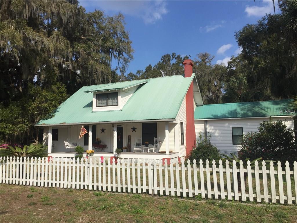 317 4th St, Webster, FL 33597 photo 1