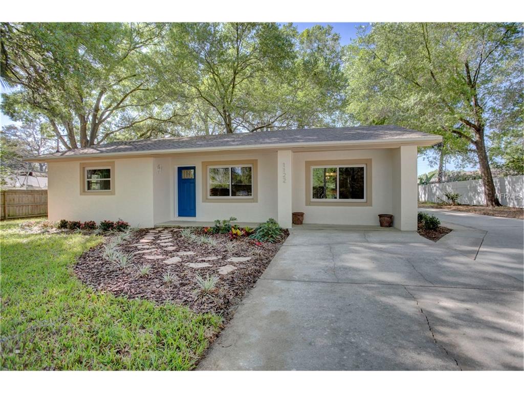 1122 E 2nd Ave, Mount Dora, FL 32757 photo 1