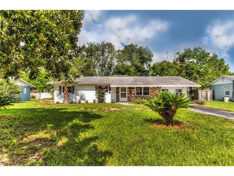 902 Haselton St, Eustis, FL 32726 photo 1