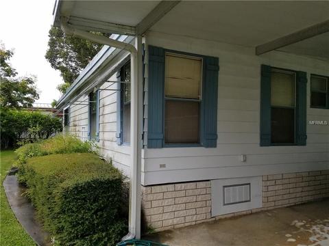 2065 Lamplight Cir, Mount Dora, FL 32757 photo 1