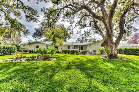 2011 Florence Rd, Mount Dora, FL 32757 photo 1