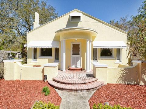 1501 E 1st Ave, Mount Dora, FL 32757 photo 1
