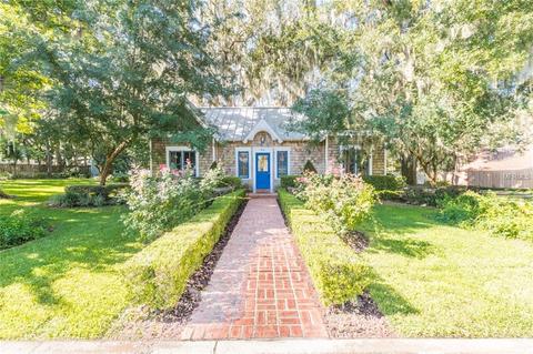 610 E Johns Ave, Mount Dora, FL 32757 photo 1