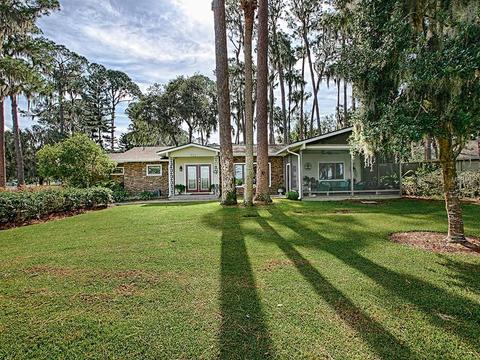 701 Lakeshore Dr, Eustis, FL 32726 photo 1