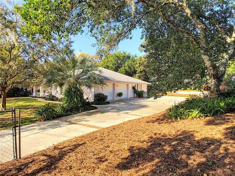 2437 Waycross Ave, Eustis, FL 32726 photo 1