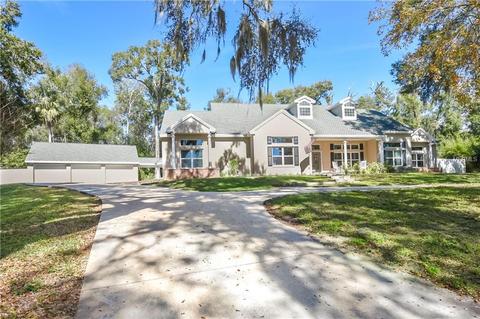 2719 Shoemaker Ln, Mount Dora, FL 32757 photo 1