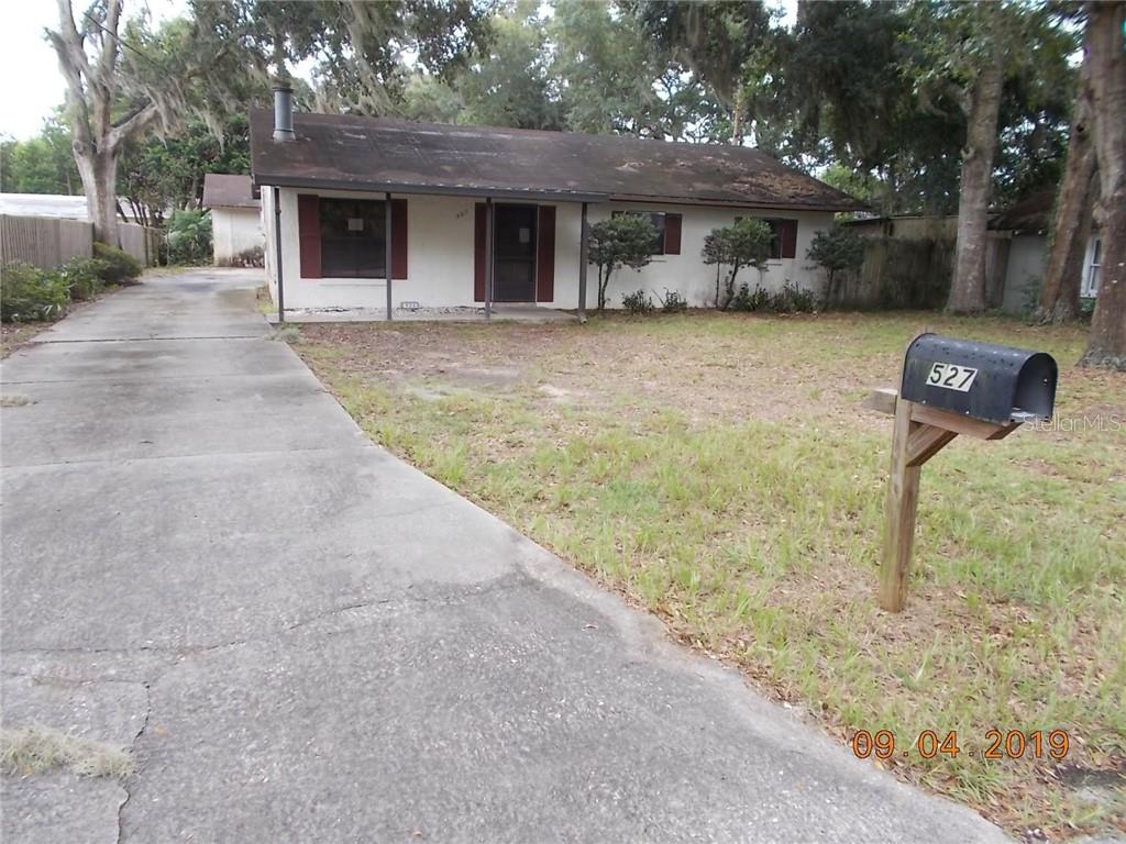 527 Hill St, Eustis, FL 32726 photo 1