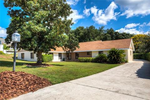 1405 Chesterfield Ct, Eustis, FL 32726 photo 1