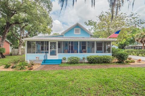 229 E Lemon Ave, Eustis, FL 32726 photo 1