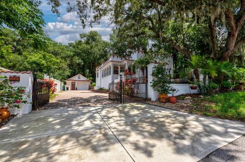 229 E 6th Ave, Mount Dora, FL 32757 photo 1